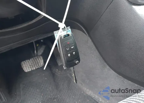 2015 Chevrolet Malibu 2Lt from USA, damaged, VIN 1G11D5SL3FF152169